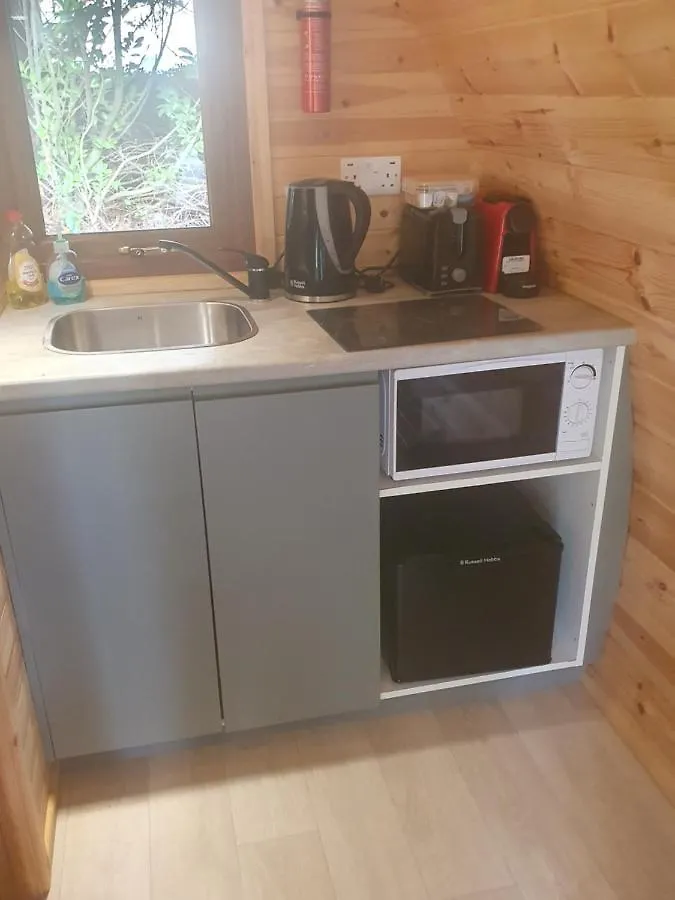 Priory Glamping Pods And Guest Accommodation Килларни