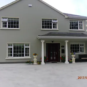 Larkfield House Килларни