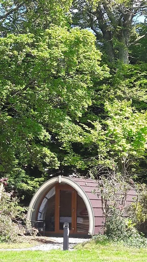 קיל איירן Priory Glamping Pods And Guest Accommodation